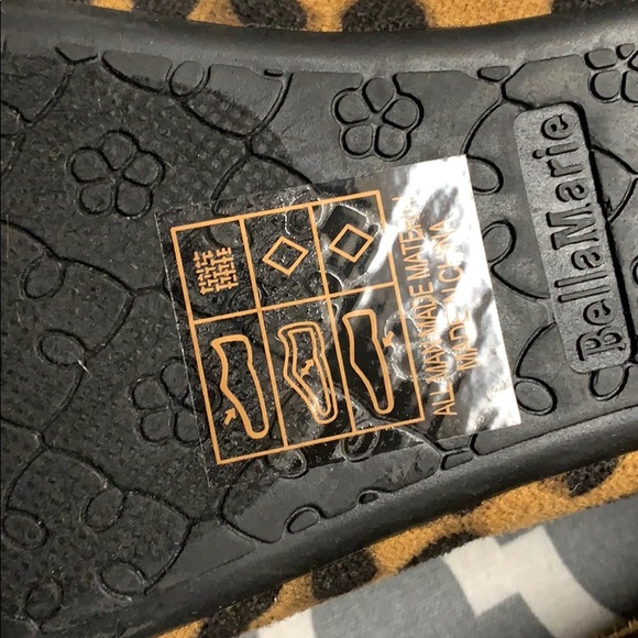 New without tag adorable fabric leopard flats - Picture 2 of 4